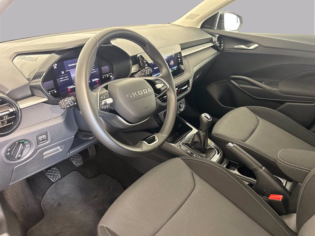 SKODA Fabia 1.0 tsi young edition 95cv