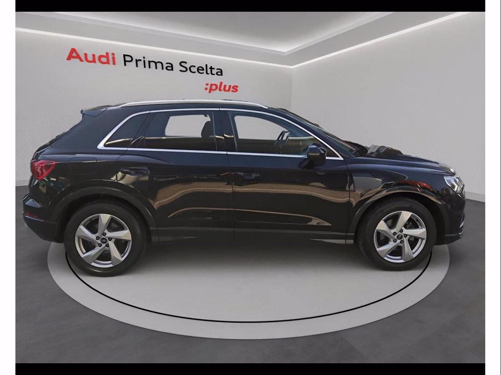 AUDI Q3 35 2.0 tdi business advanced s-tronic