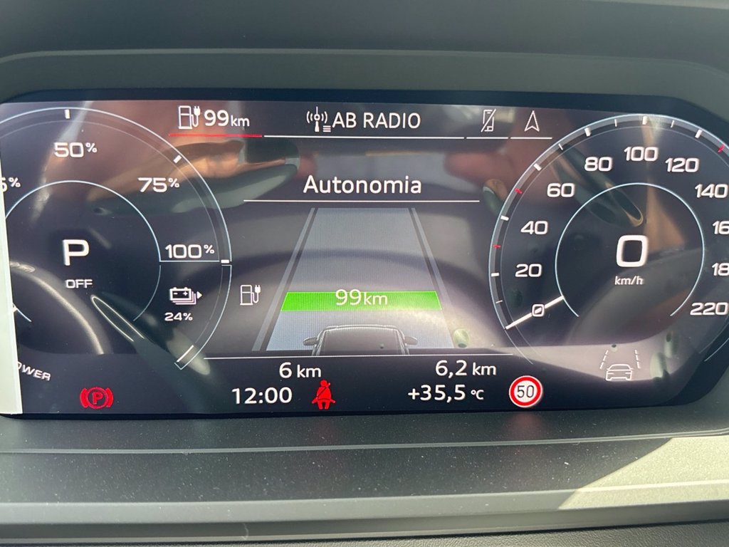 AUDI Q4 e-tron 45 business advanced