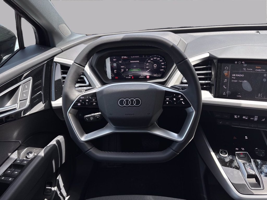 AUDI Q4 e-tron 45 business advanced