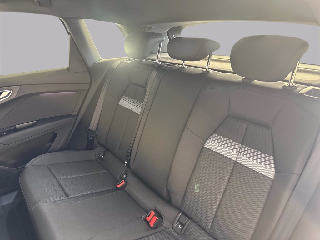 AUDI Q4 e-tron 45 s line edition