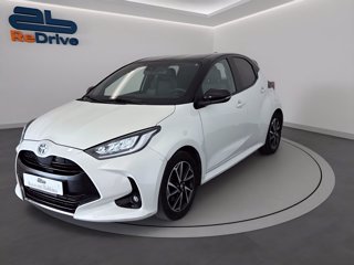 TOYOTA Yaris 1.5h trend