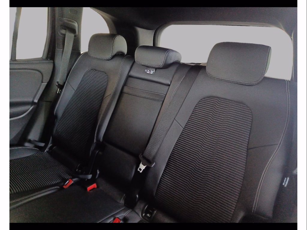 MERCEDES Glb 200 d sport plus 4matic auto