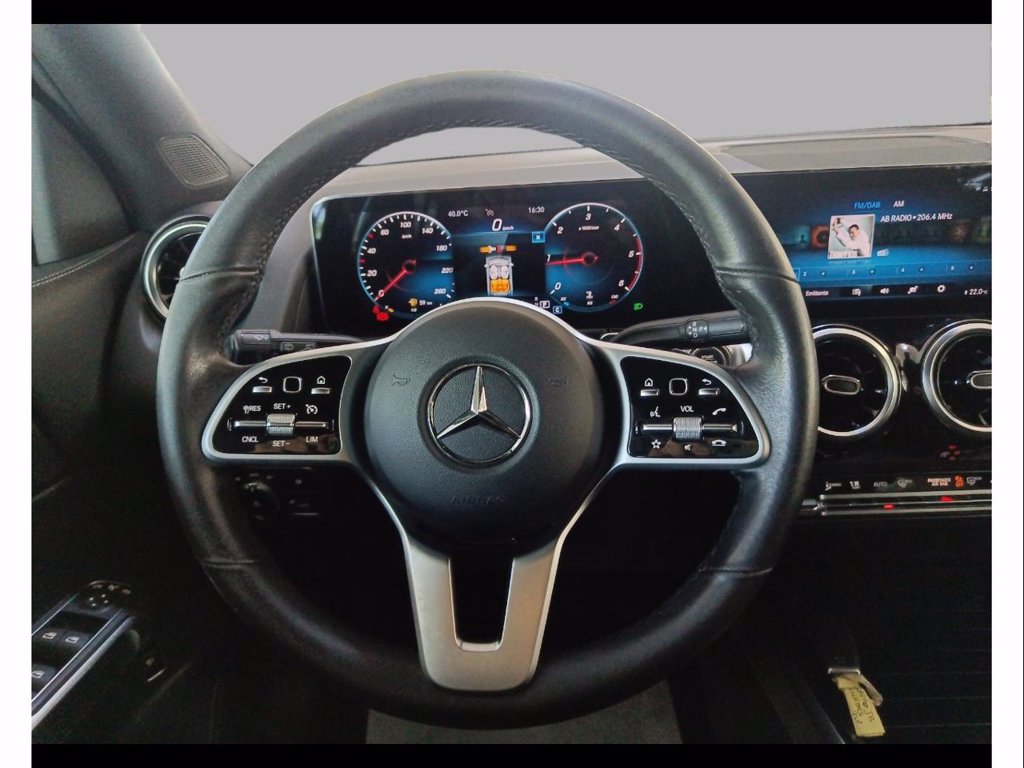 MERCEDES Glb 200 d sport plus 4matic auto
