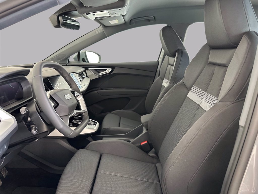 AUDI Q4 e-tron 45 business advanced