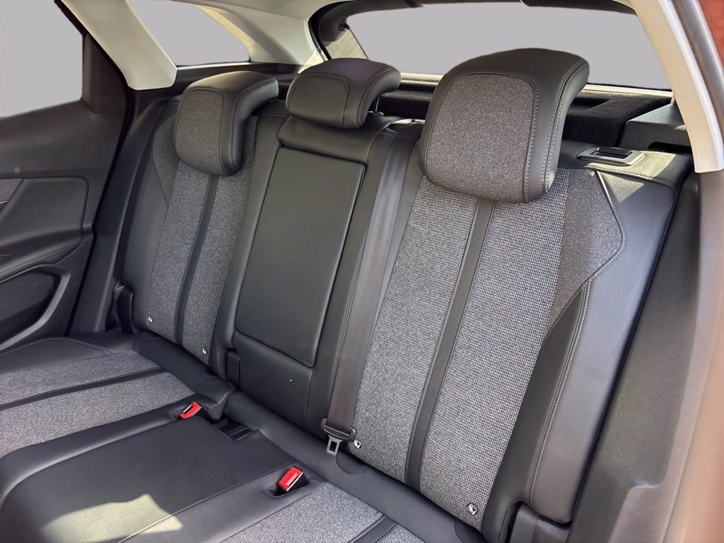 PEUGEOT 3008 1.5 bluehdi allure s&s 130cv