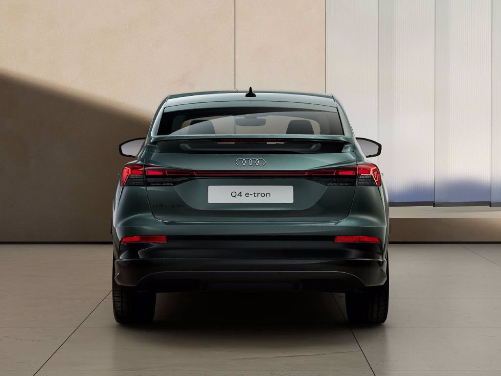 AUDI Q4 sportback e-tron performance business quattro 340cv