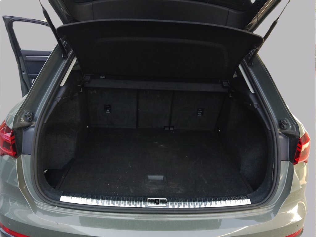 AUDI Q3 35 2.0 tdi business advanced s-tronic