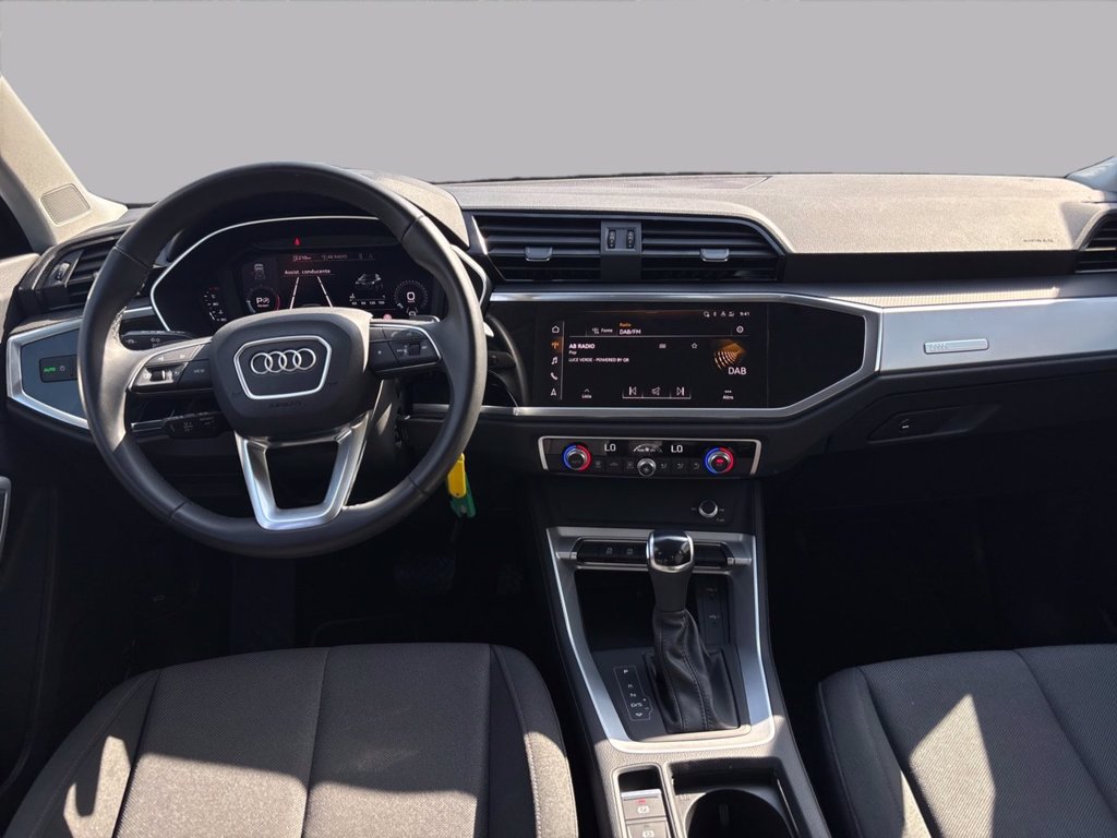 AUDI Q3 35 2.0 tdi business advanced s-tronic