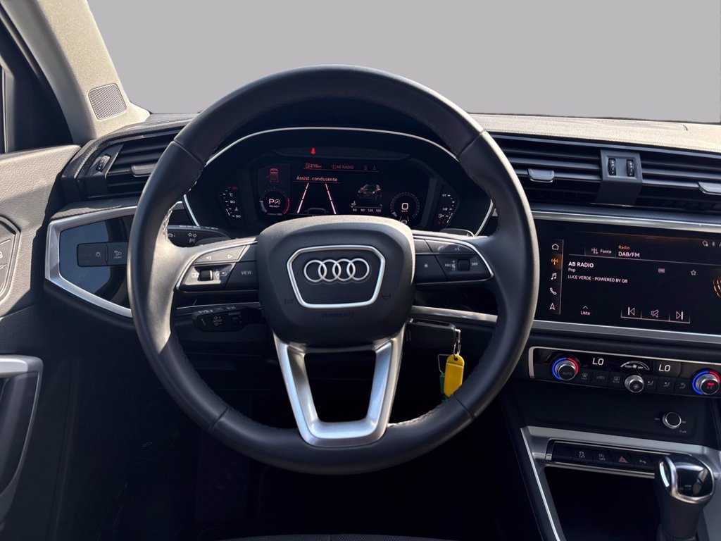 AUDI Q3 35 2.0 tdi business advanced s-tronic