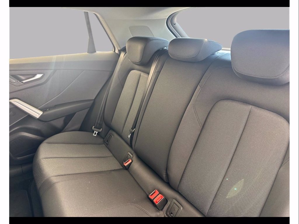 AUDI Q2 35 2.0 tdi s line edition s-tronic