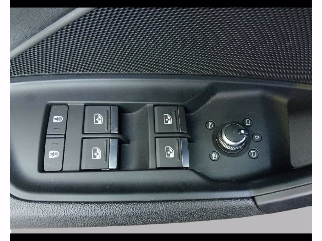 AUDI A3 sportback 30 1.0 tfsi business advanced