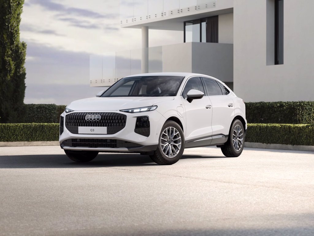 AUDI Q3 sportback 1.5 e-hybrid business advanced 272cv stronic