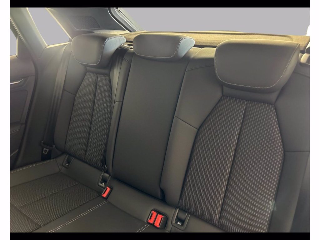 AUDI A3 allstreet 2.0 tdi identity contrast 150cv s-tronic