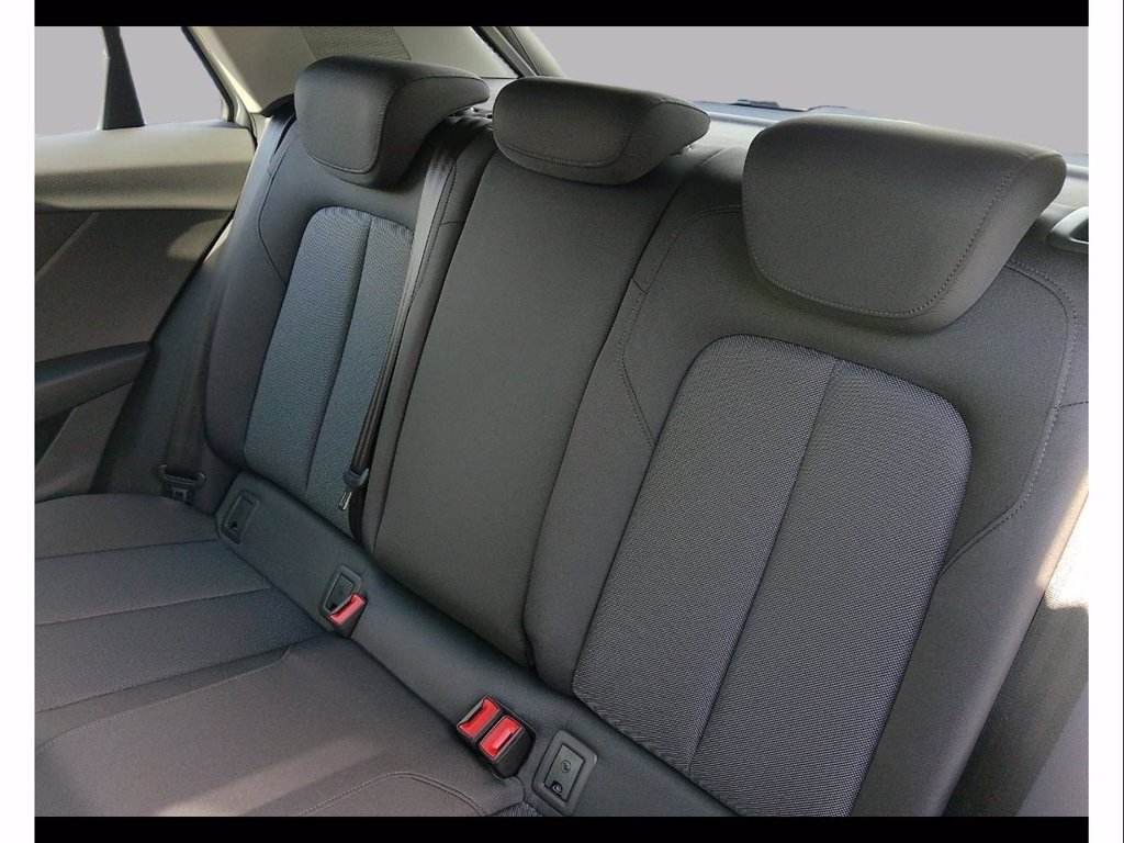 AUDI Q2 35 1.5 tfsi business advanced s-tronic