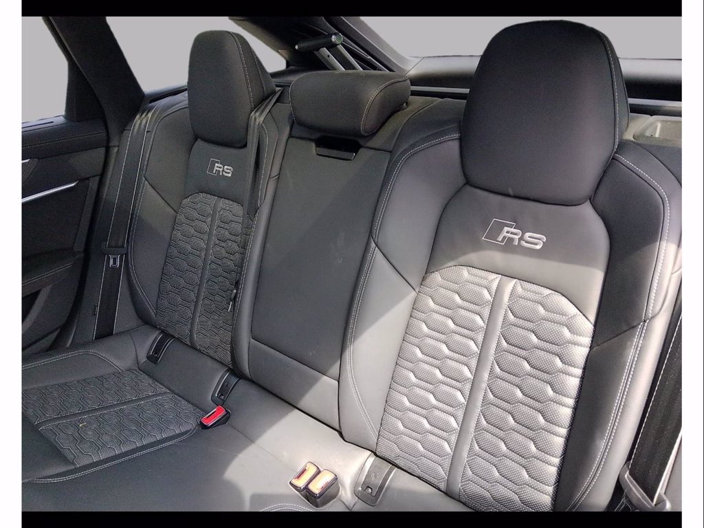 AUDI Rs6 avant 4.0 mhev performance quattro tiptronic