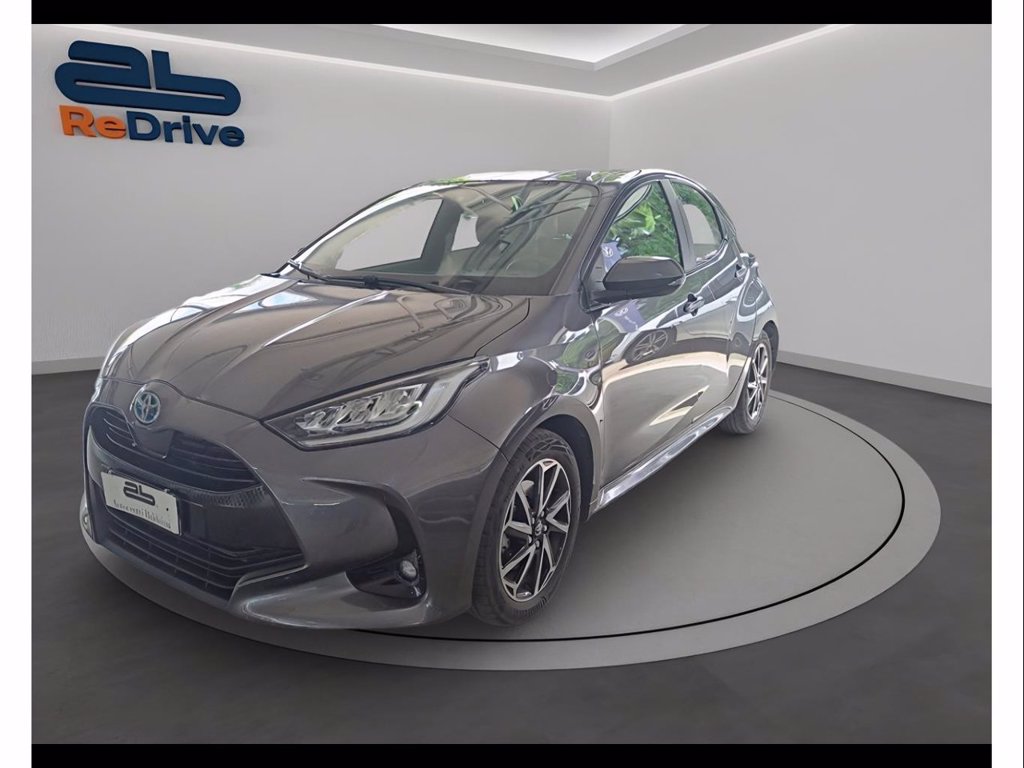 TOYOTA Yaris 1.5h trend