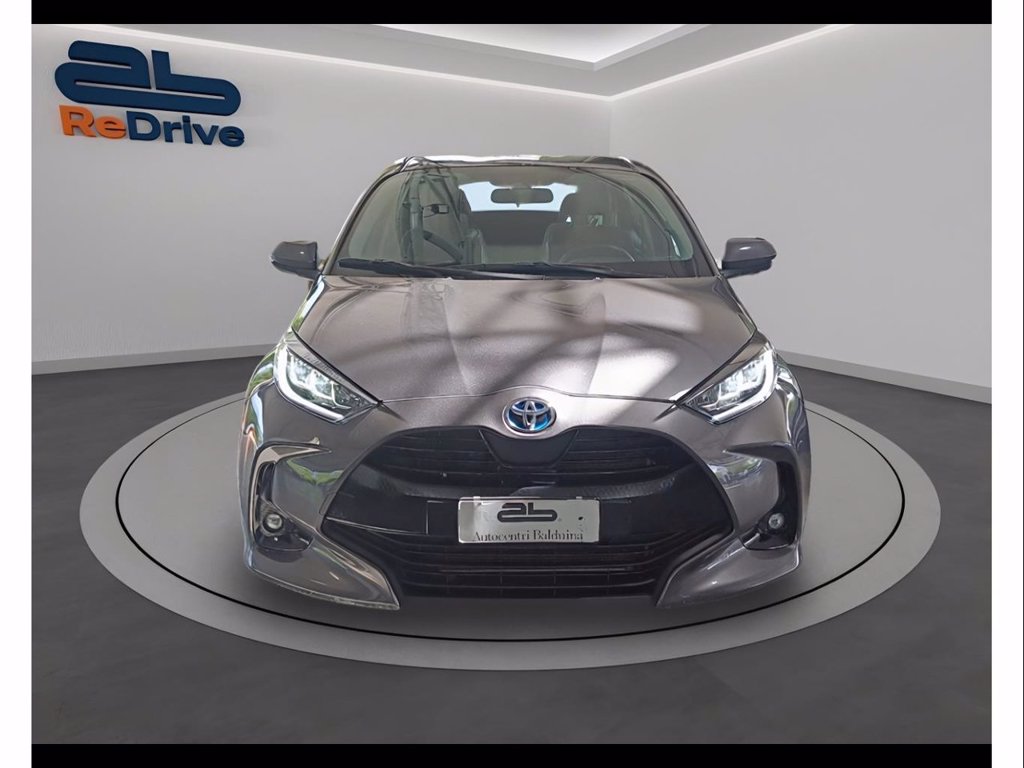 TOYOTA Yaris 1.5h trend