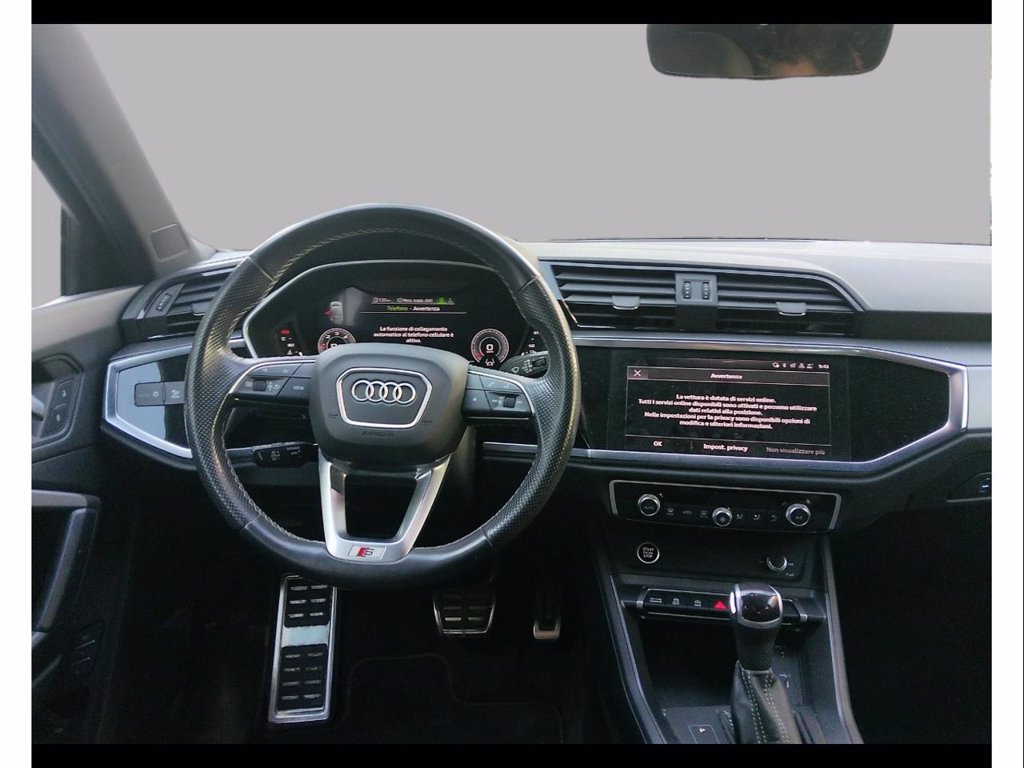 AUDI Q3 sportback 35 2.0 tdi identity black s-tronic