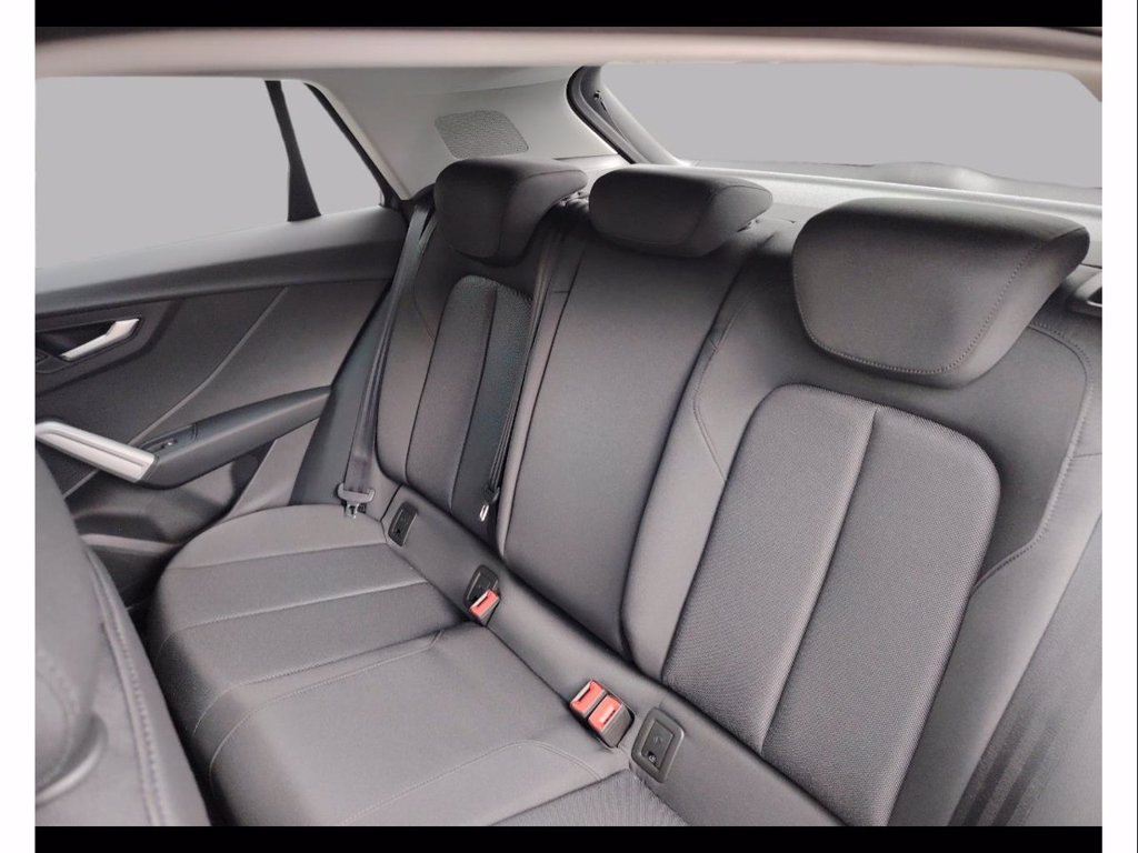 AUDI Q2 35 2.0 tdi s line edition s-tronic