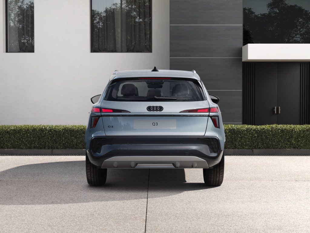 AUDI Q3 2.0 tdi business 150cv s-tronic