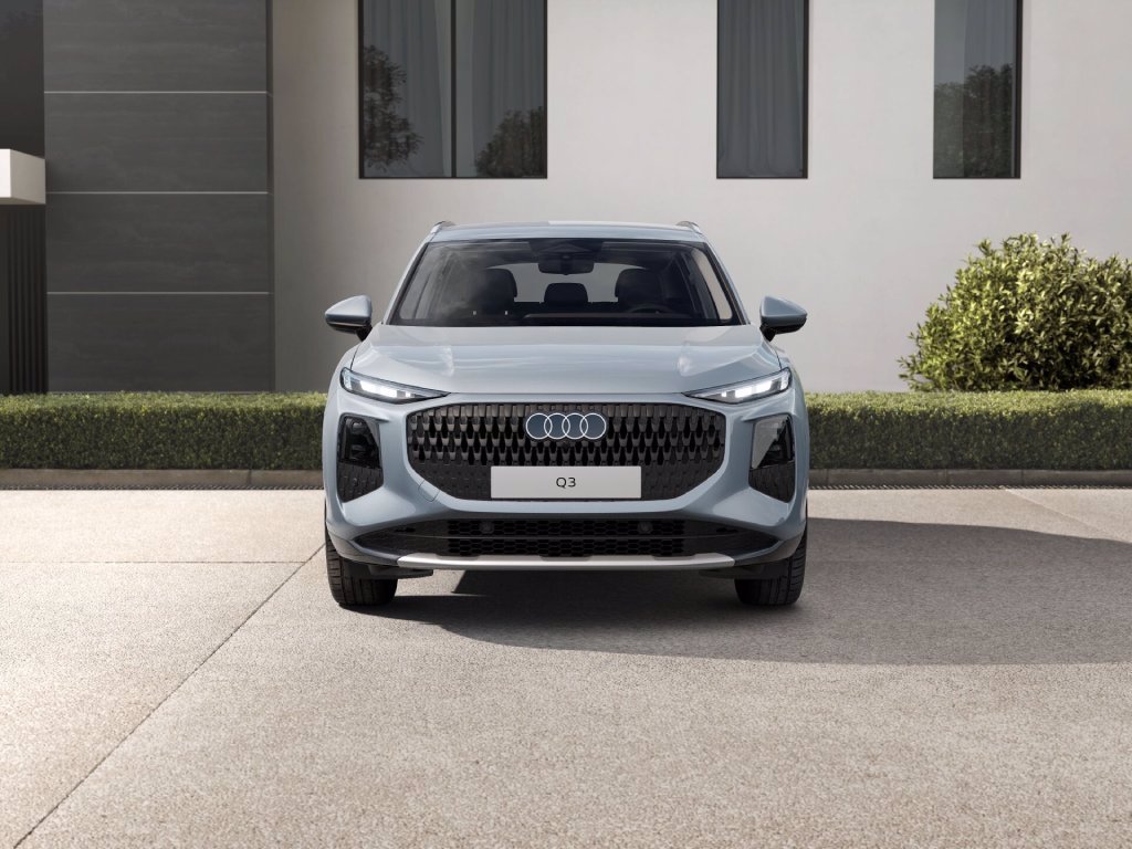 AUDI Q3 2.0 tdi business 150cv s-tronic