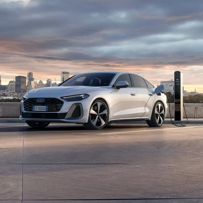 Nuova Audi A5 Avant S Line Edition E-hybrid