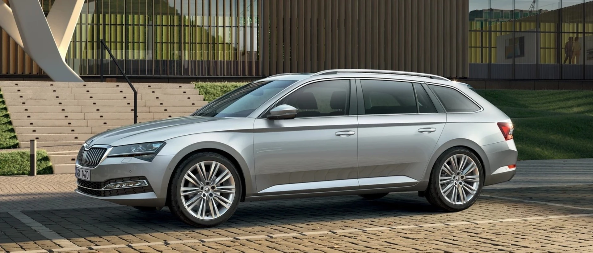 Superb Wagon 1920 821