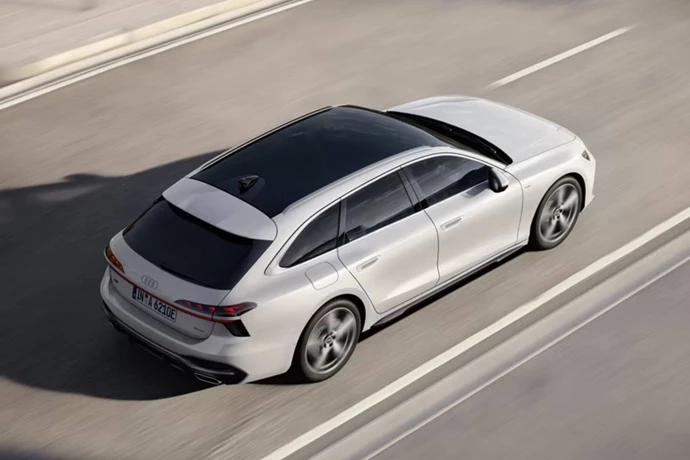 A6 Avant E Hybrid 3 Box Contenuti 5000X3335