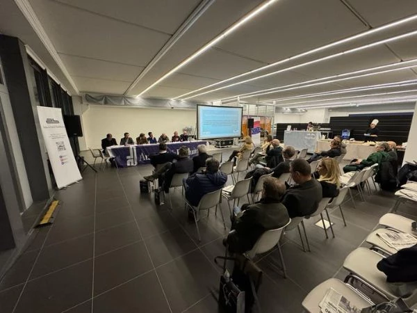 Futuro Pulito Connesso 02