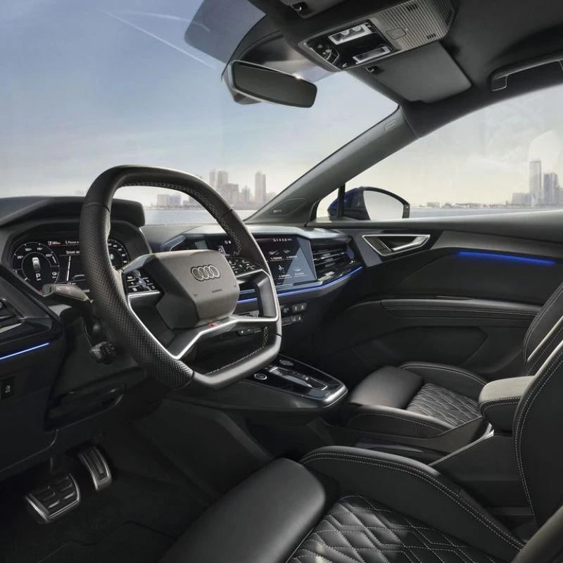 Q4 Sb Etron Img Serv Incl