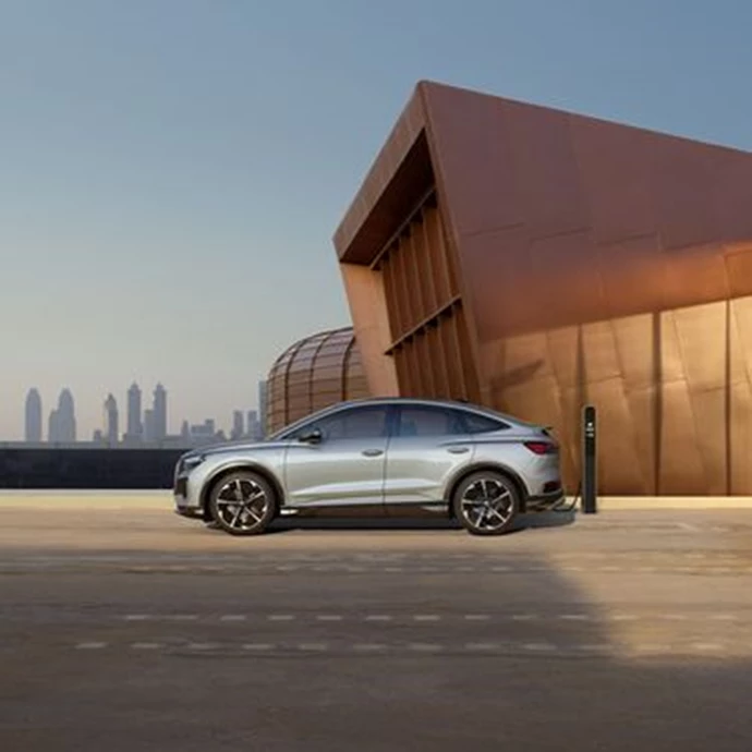 Q4 Sb Etron 3 1920X1920