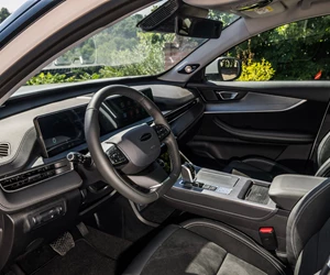 Sportequipe 6Phev Interno