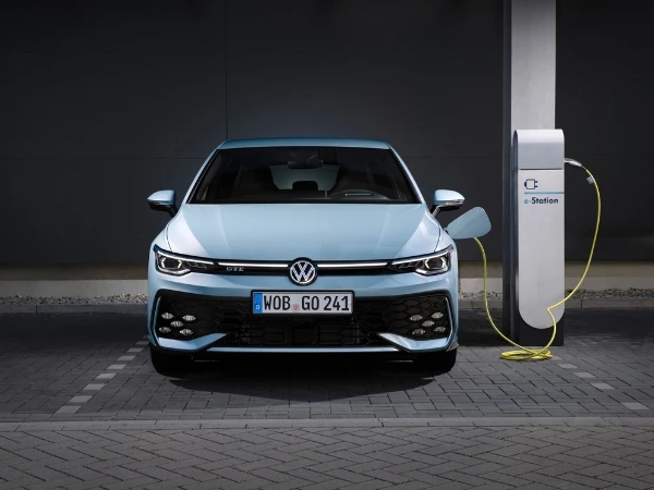 Nuova Golf Motori Ibridi 600X450