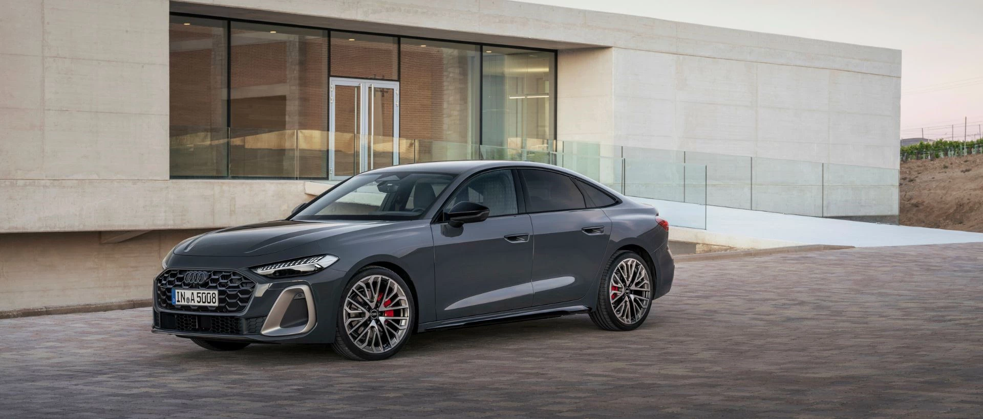 Nuova A5 Berlina Desk