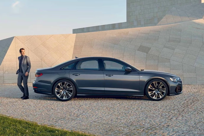 A8 TFSI E 3 Box Contenuti 5000X3335