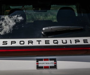 Sportequipe 6Phev Dettaglio Scritta