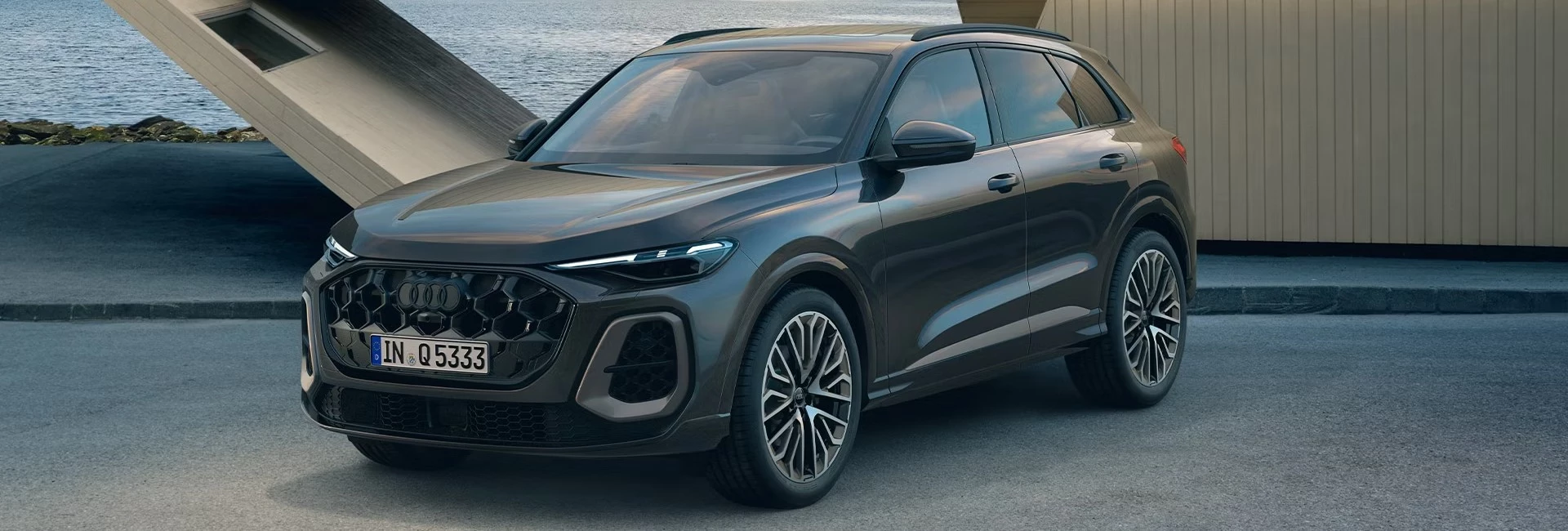 Audi Nuova Q5 1920X650