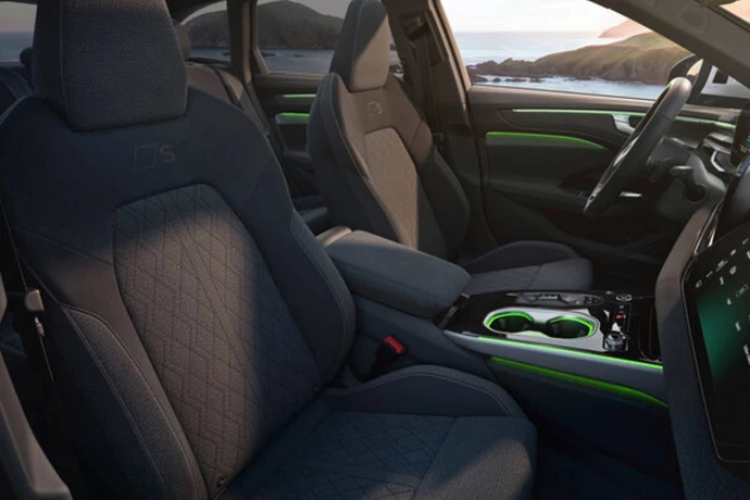 A6 Avant E Hybrid 1 Box Contenuti 5000X3335