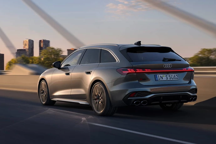 S5 Avant 1 Box Contenuti 5000X3335