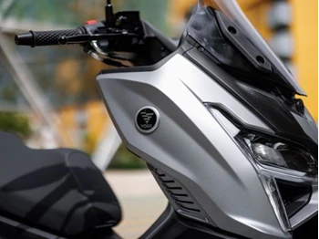 Voge Rs1 Dettaglio Manubrio