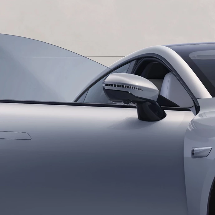 007 800X800 4