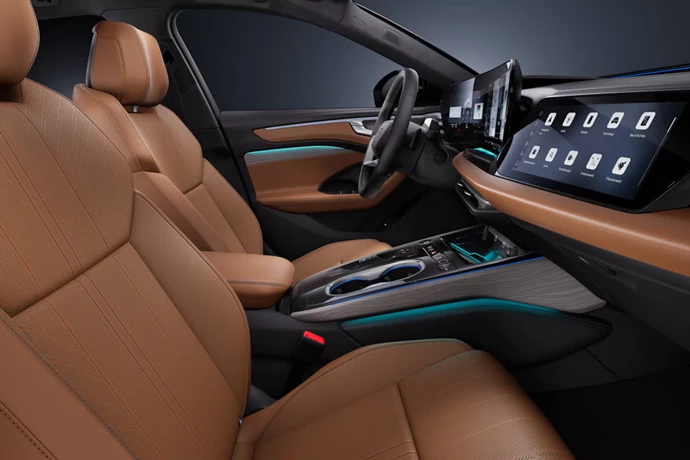 Nuova A6 Allroad E Hybrid 1 Box Contenuti 5000X3335