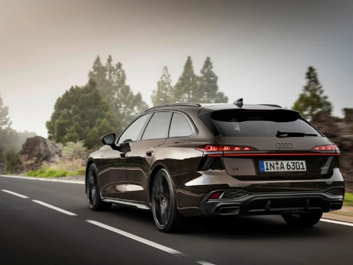 Nuova Audi A6 Avant Retro Contenuti