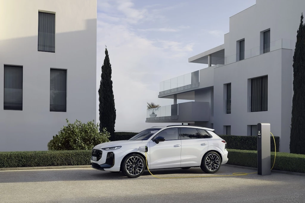 Innovativa Ricarica In Movimento Su Q3 Phev