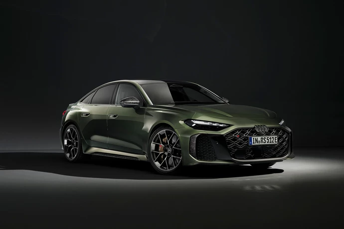 Nuova RS5 3 Box Contenuti 5000X3335