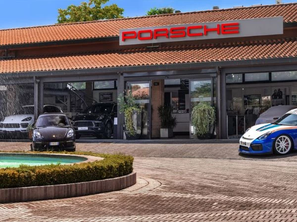 Centro Porsche Roma