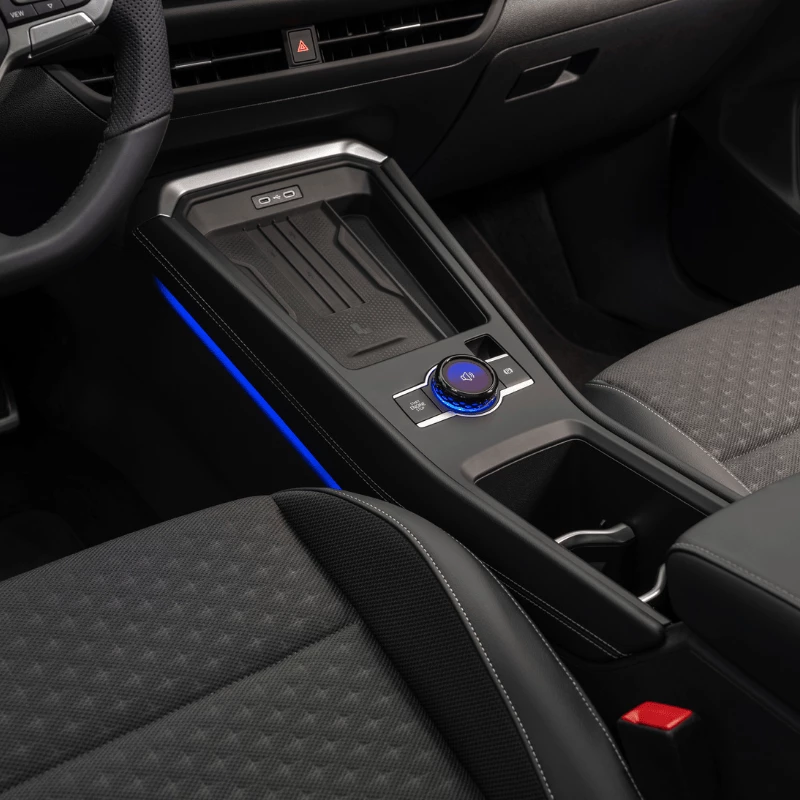 Nuovo T Roc Interni Caricabatterie